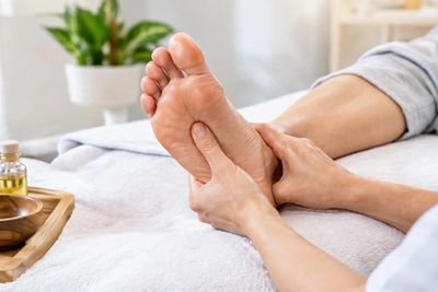 foot reflexology massage at AA Foot Spa Puyallup