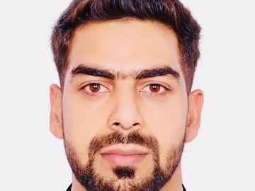Nadeem khan company CEO & founder 