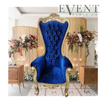 THRONE CHAIR 
214 853 0989
www.EventPartyCo.com 
2759 Irving Blvd Dallas 75207