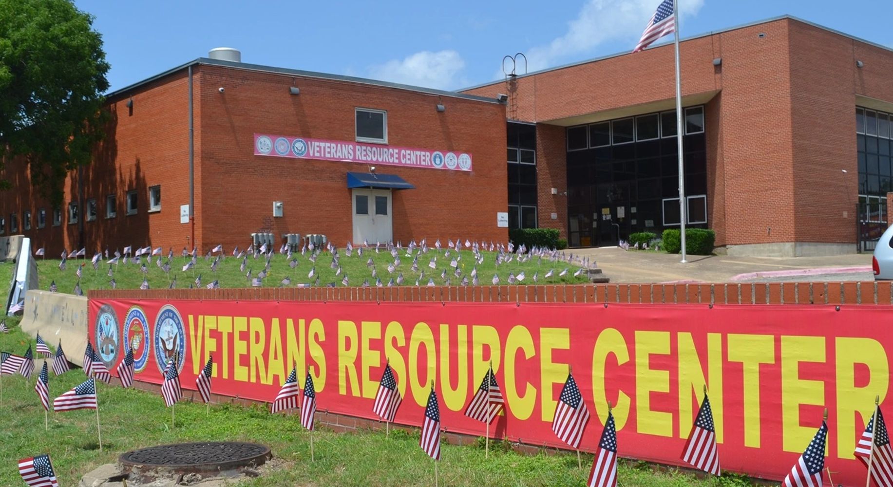 Front entrance of Veterans Resource Center building