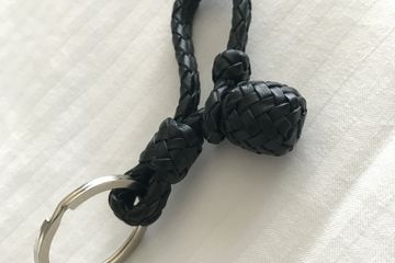 Rein connector keychain