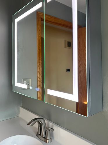 Vanity medicine cabinet