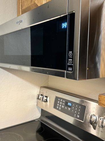 Microwave ( over the range ) installation 