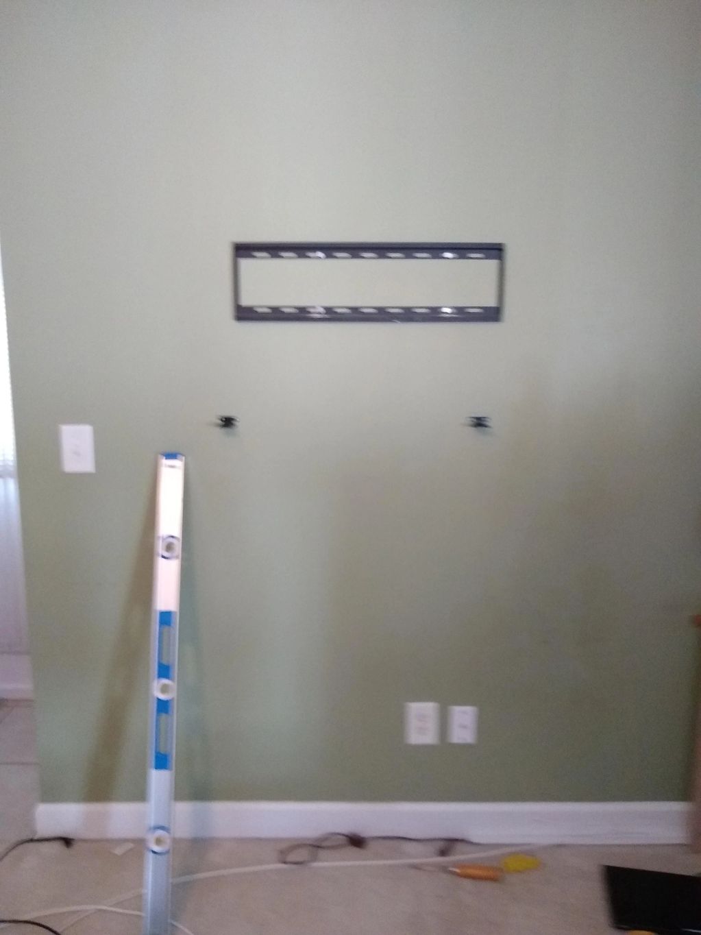 Mounting bracket for tv and sound bar.