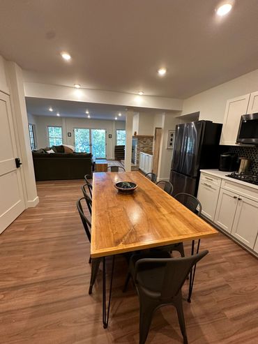 Lower level kitchenette with dining area