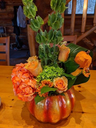 Premium Thanksgiving Arrangement - $95