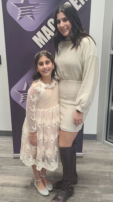 Lia and Nina Lucci 