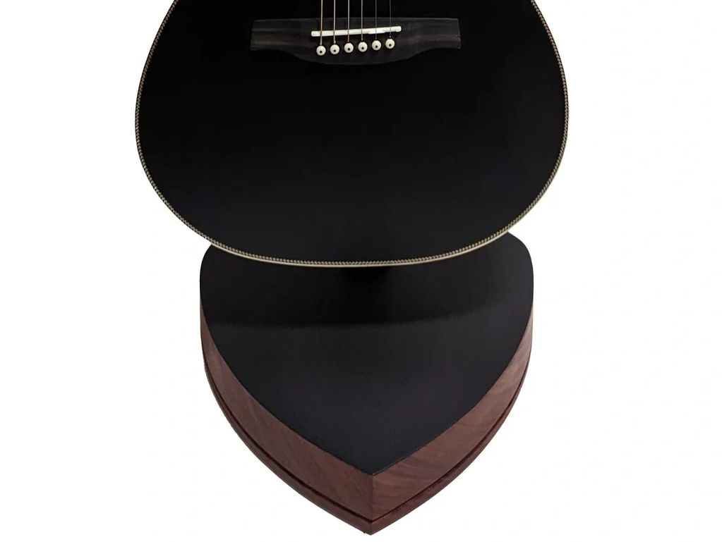 Guitar Stand - detail of the base