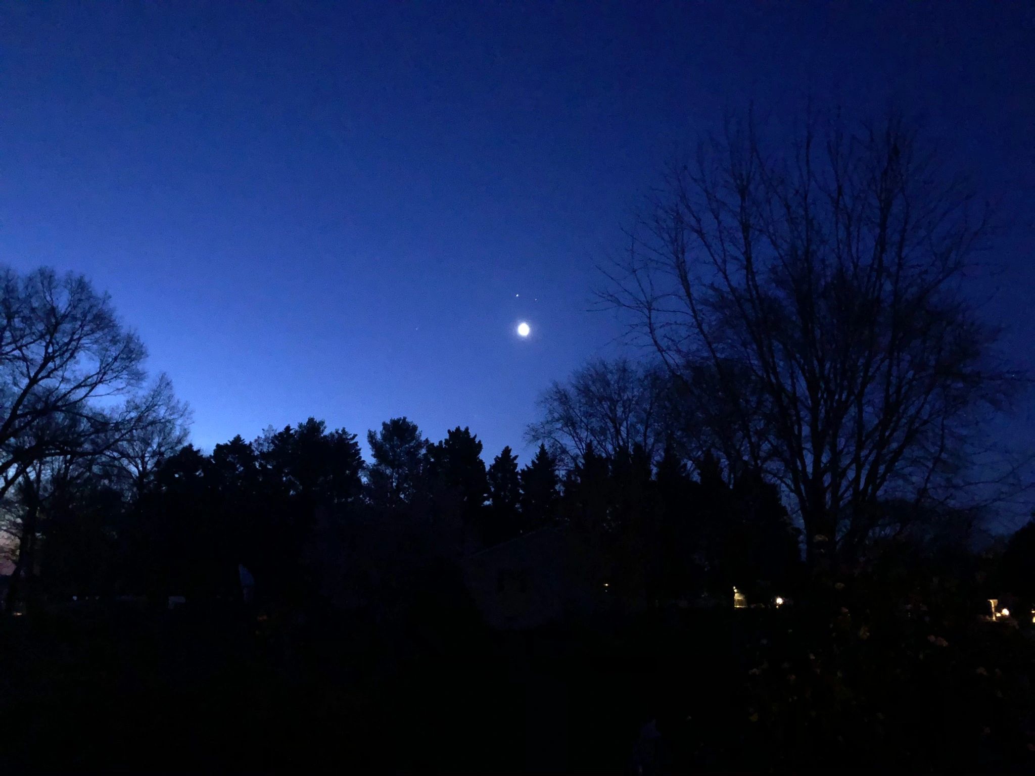 Full moon in Queenstown, MD