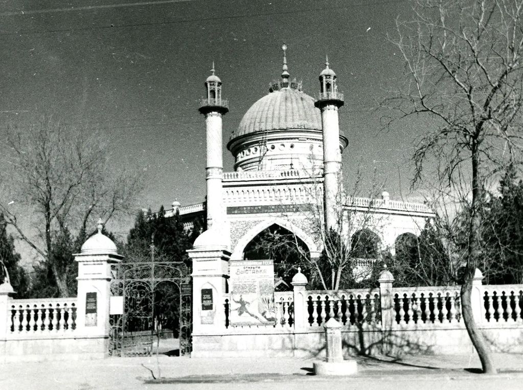 The first Baha'i House of Worship was completed in 1908 in the city of Ishqabad in Russian Turkistan