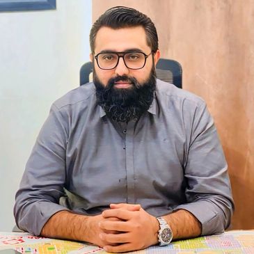 Umair Saeed – CEO of Crown Estate & Marketing | Expert in DHA Lahore Real Estate | Property Investment & Sales Specialist in Pakistan