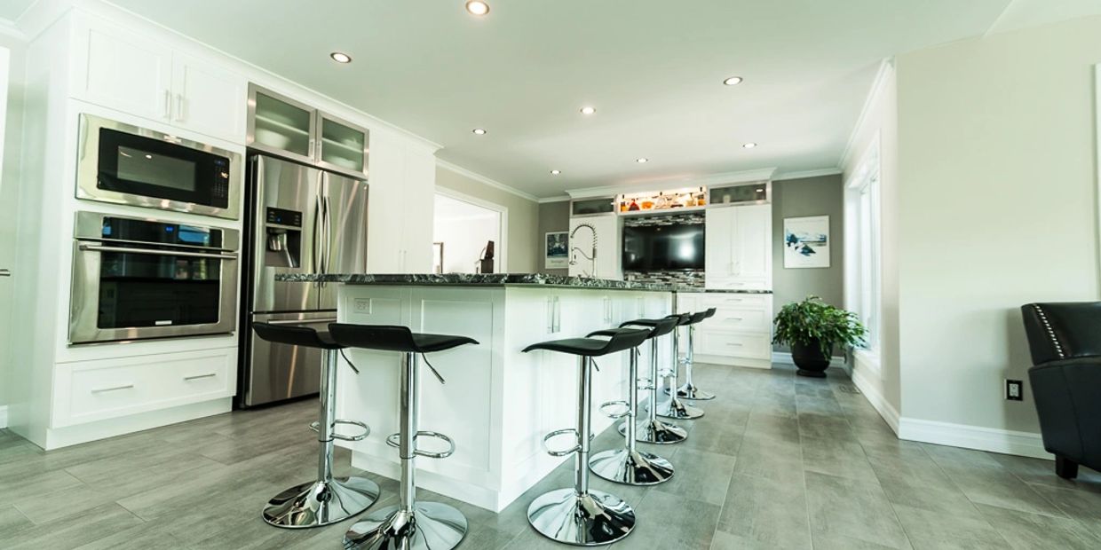 transitional kitchen  asenadesign