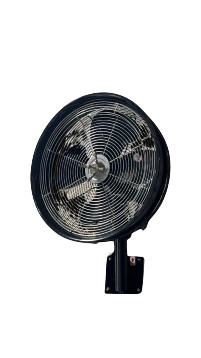 Oscillating Misting Fan 18" 3 Speed