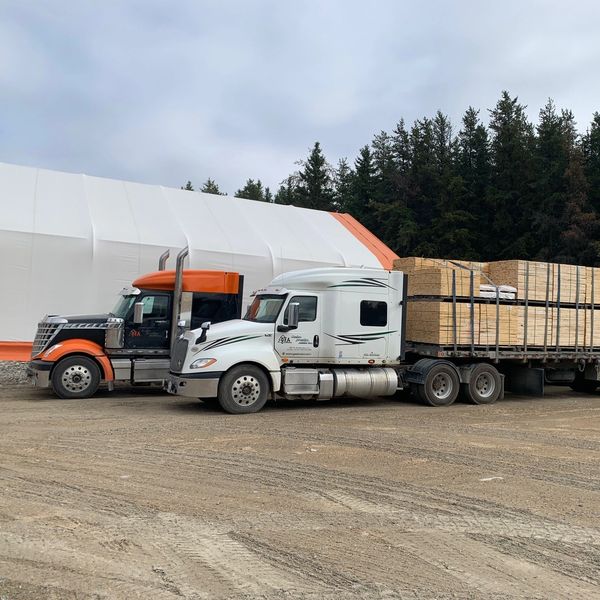 Transport livraison Ontario Québec Travers rainuré Tasseau lattes 