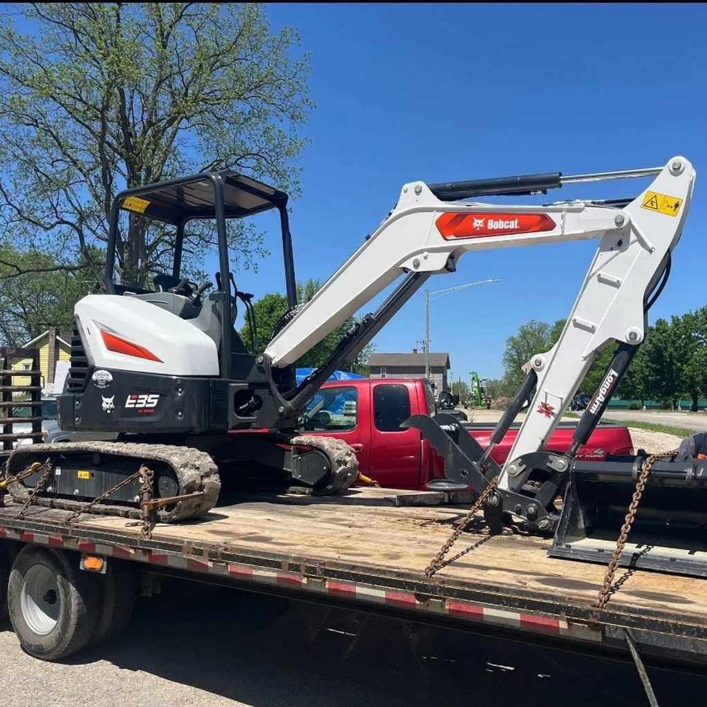 E35 BobCat Mini Excavator
