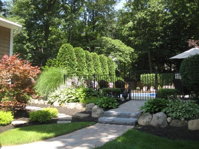 GROUND RULES LANDSCAPING INC. logo