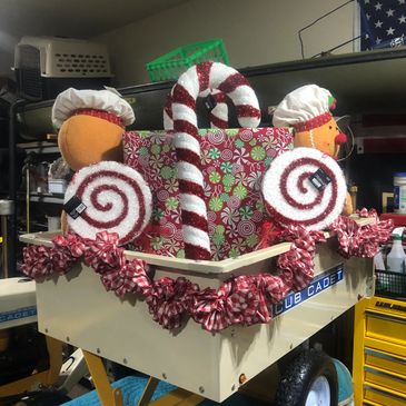 Ken Lancaster's trailer with Christmas decorations