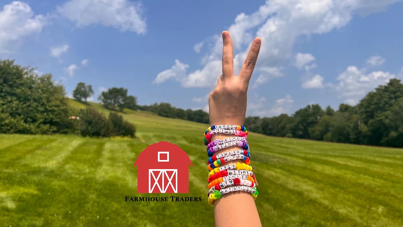 farmhousetraders.com