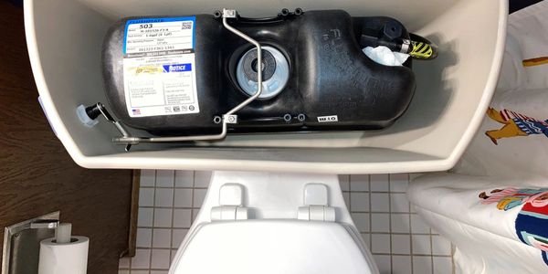 Kohler toilet installation in Tucson