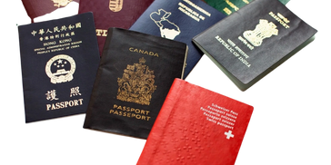 Passez à PalUpNow! Premium Canada et donnez votre accord pour la validation d'un document d'identité.