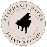 Stephanie Myers
Online Piano
Instruction