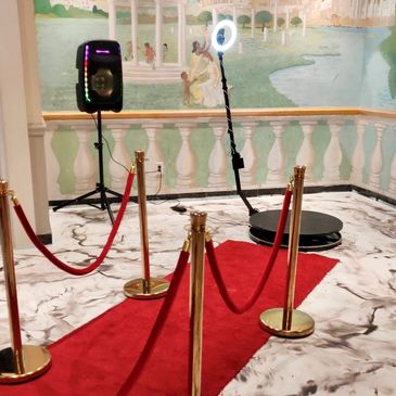 Wedding 360 video booth/ photobooth in Toronto Canada