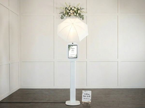 wedding photo booth in Toronto