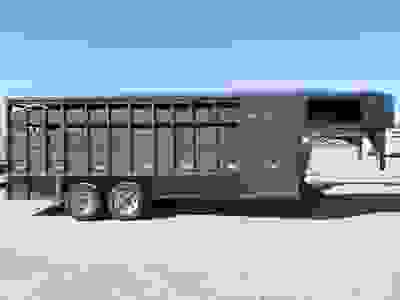 trailers livestock sioux falls titan