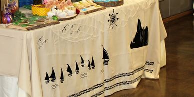Southern Yall Designs amazing tablecloth artwork