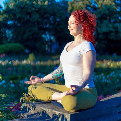 Elizabeth practicing Kundalini yoga.