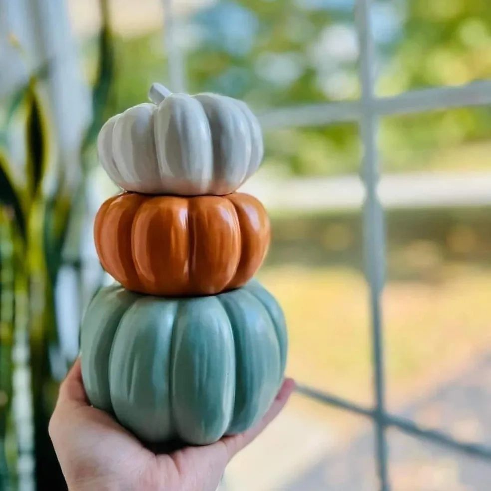 Scentsy scents of the season 2024. pumpkin stack