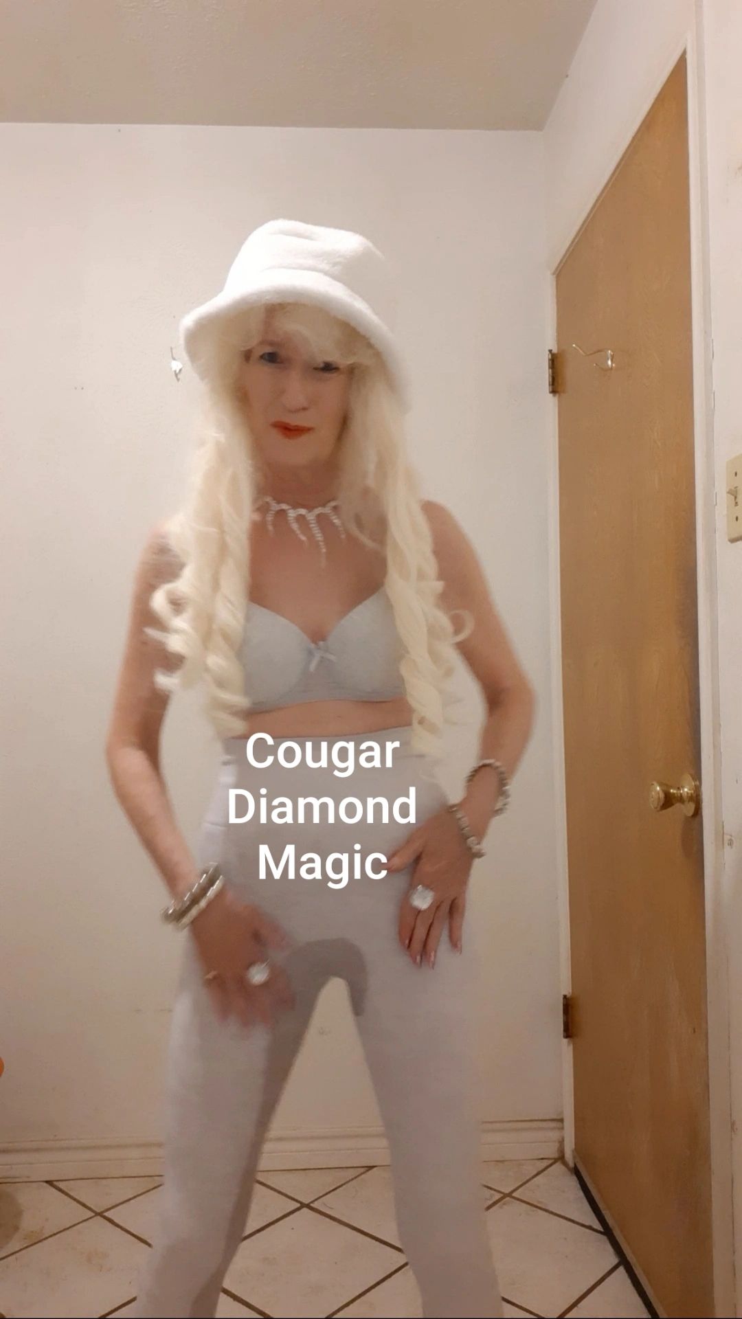 Watch me go Pee Video