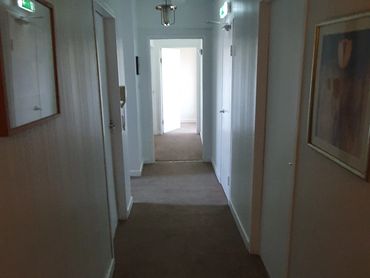 Main hallway at Gorgie 2 Apartment