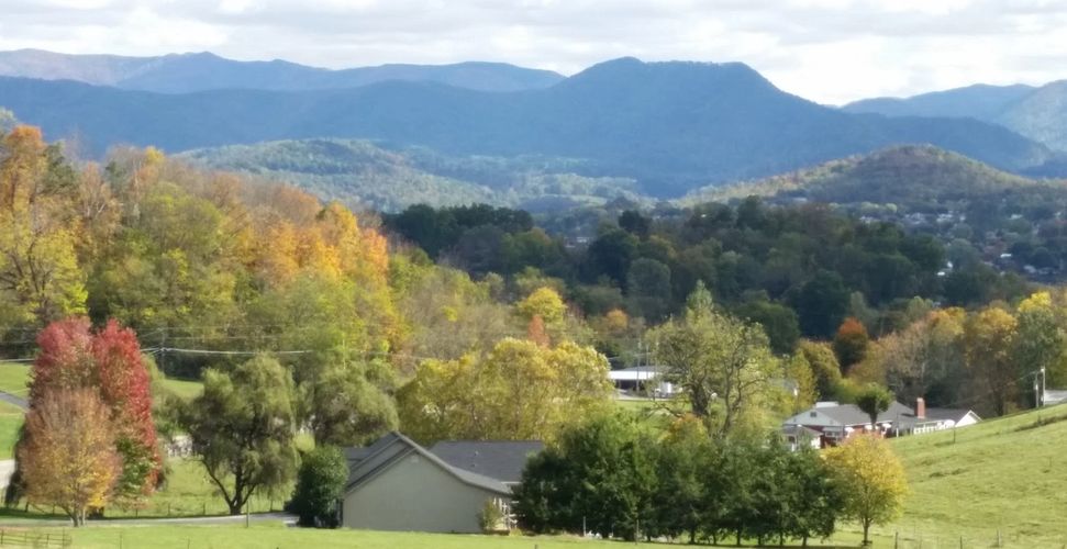 East TN Mountain Sky Line with fall trees