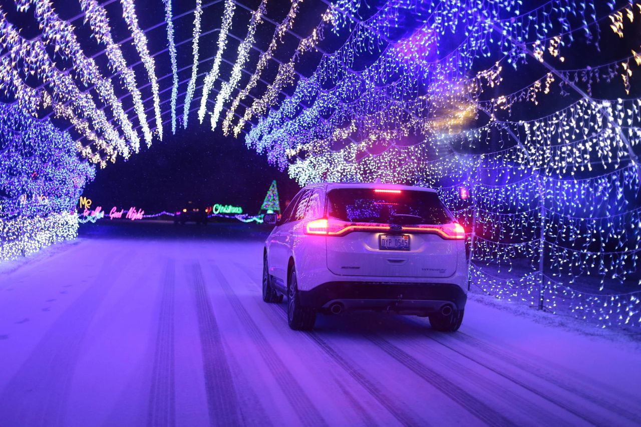 Drive Thur | Christmas lite show