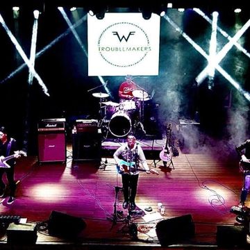 The Troublemakers - A tribute to Weezer.   Live band for hire in Dallas Texas