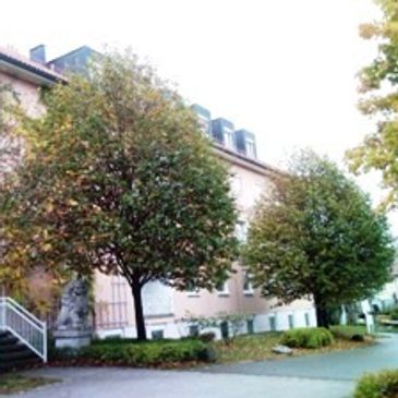 ONLINE BEWERBUNG - BITTE KLICKEN!