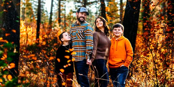 Hungry Horse Montana, Kalispell Montana, Glacier National Park Family Photoshoot Fall