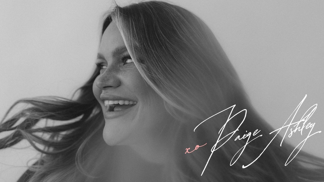 Lifestyle Photographer + Graphic Designer Paige Ashley LLC