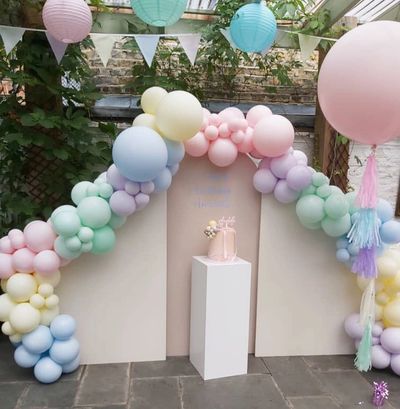 pastel arch backdrop