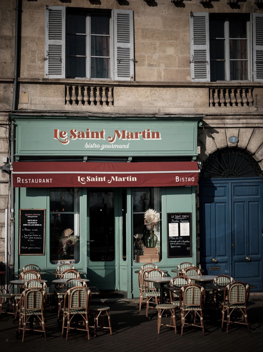 A colour vertical picture of a bistro in Bordeaux, France. 