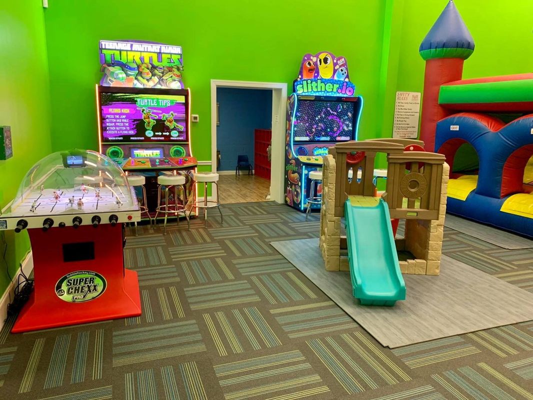 BOUNCE ROOM