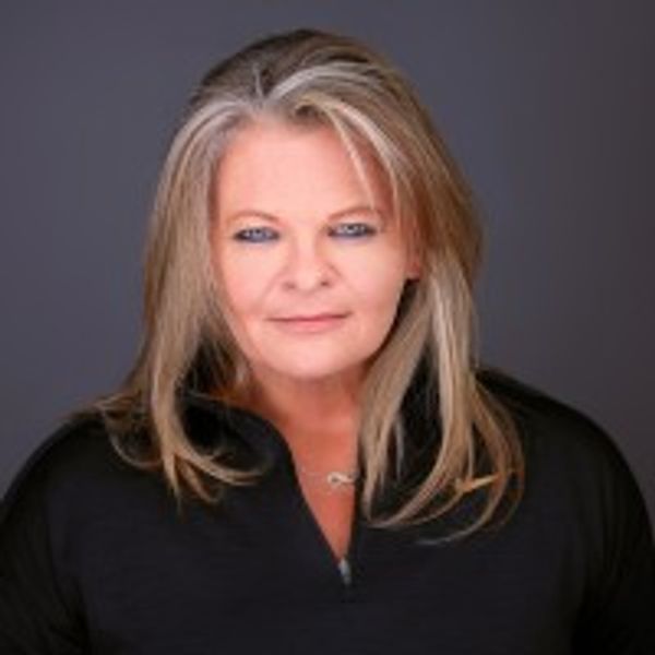 Dez Halon Owner of Beyond Security in Scottsdale AZ. Your Arizona Security Pros!