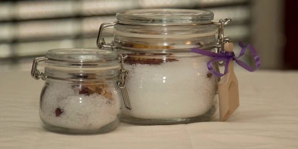 Bath salts and energy healing through moon baths