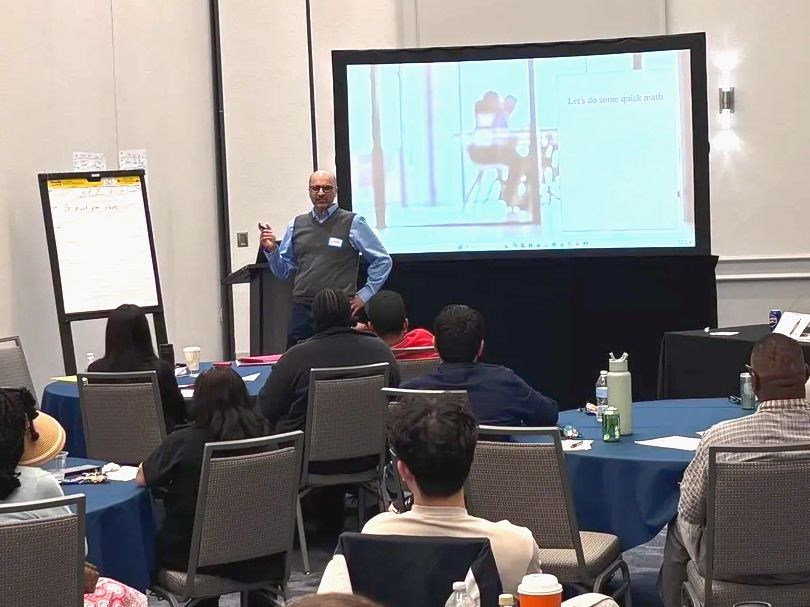 Picture of Shamil Mohammed giving a training course