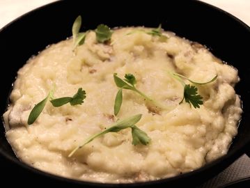 GARLIC MASH POTATOES