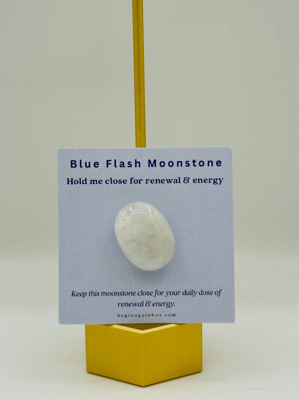 Blue flash pocket moonstone 