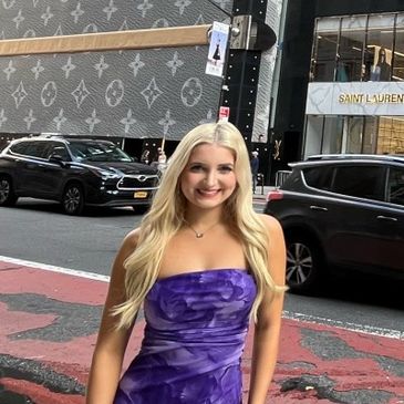  
Olivia Levack is the Marketing and Social Media Lead at the Growth Mindset Institute, where she sp