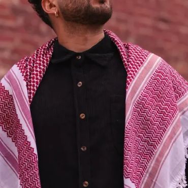 Bordeaux Classic Keffiyeh with Tassels – made in Syria from 100% lightweight cotton, 52” x 52