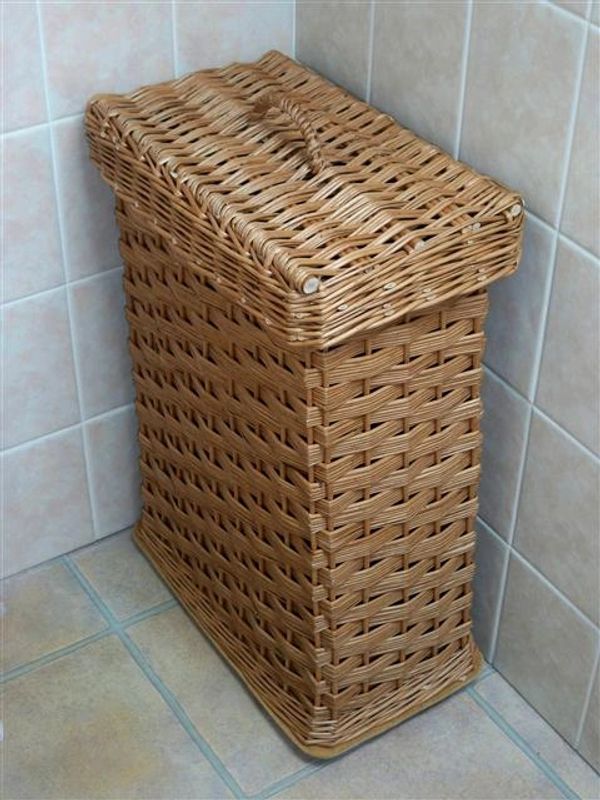 Rec-Tangular Laundry Basket with a trunk lid